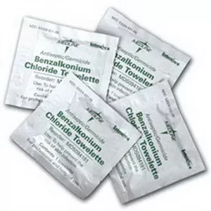 Antiseptic and Cleansing Towelettes 5" x 7"