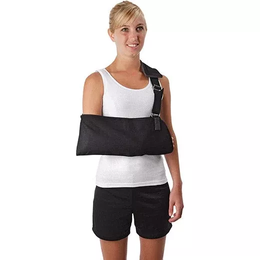 Arm Sling with Shoulder Pad Ossur Bergschulz Slide Buckle Closure / Hook and Loop Strap Closure One Size Fits Most #204070