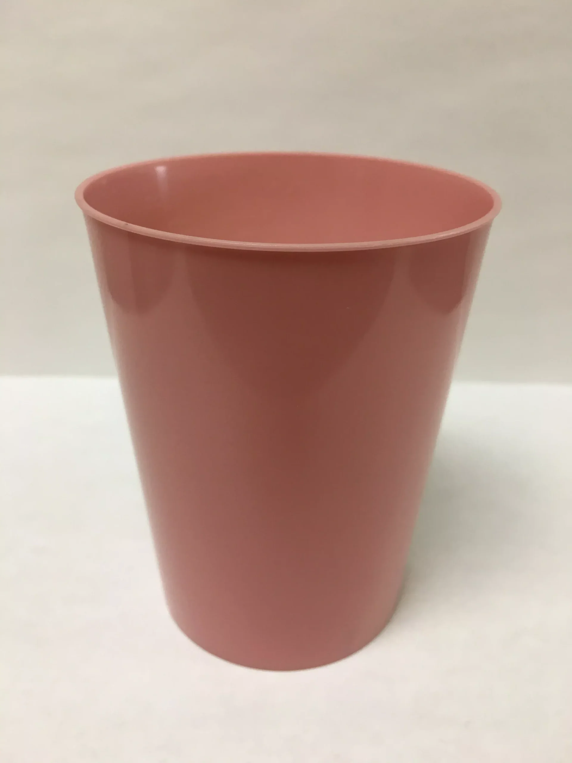 Graduated Tumbler 8 oz. Mauve Plastic Reusable