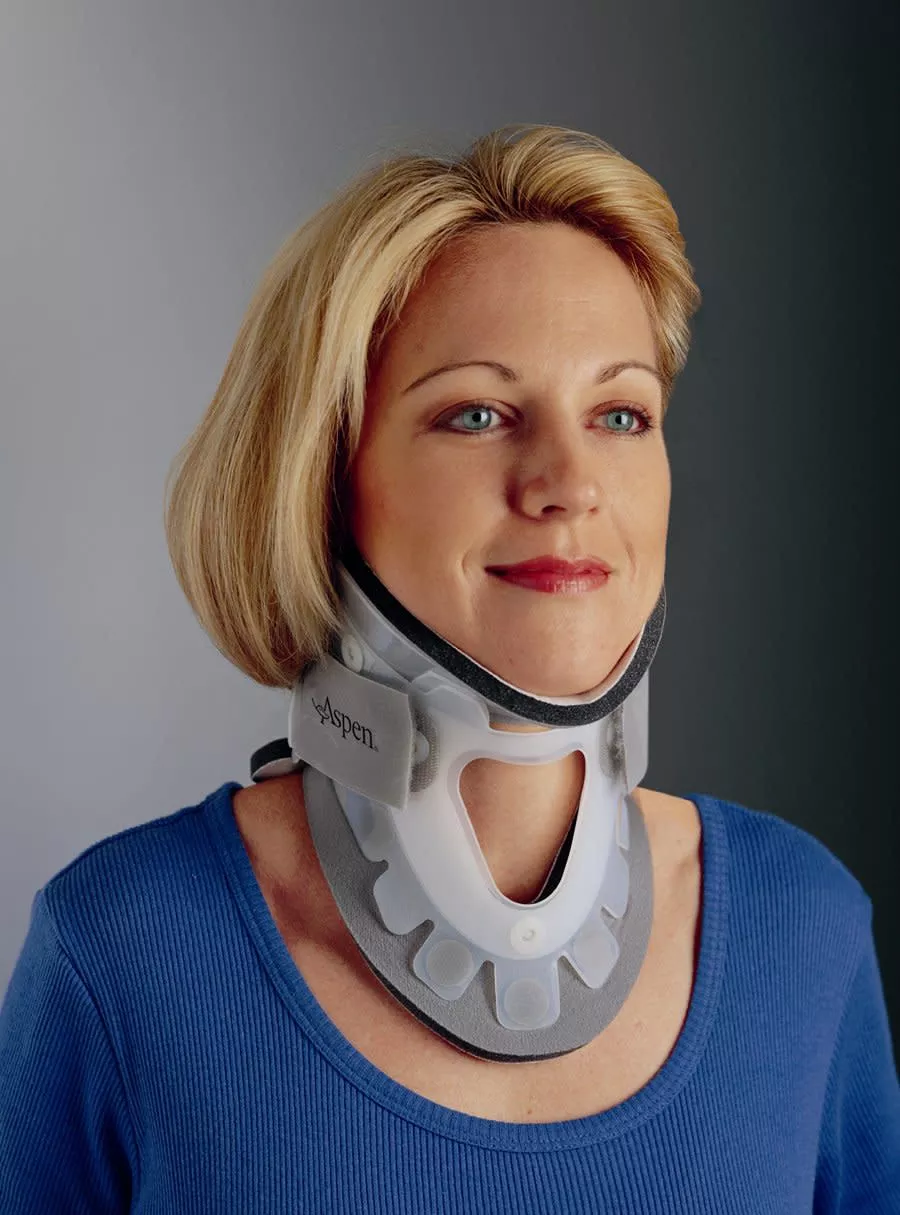ProCare Aspen Rigid Cervical Collar with Replacement Pads, 1/EA