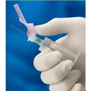 Vacutainer Eclipse Blood Collection Needle with Luer Adapter and Pre-Attached Holder 22G x 1-1/4"